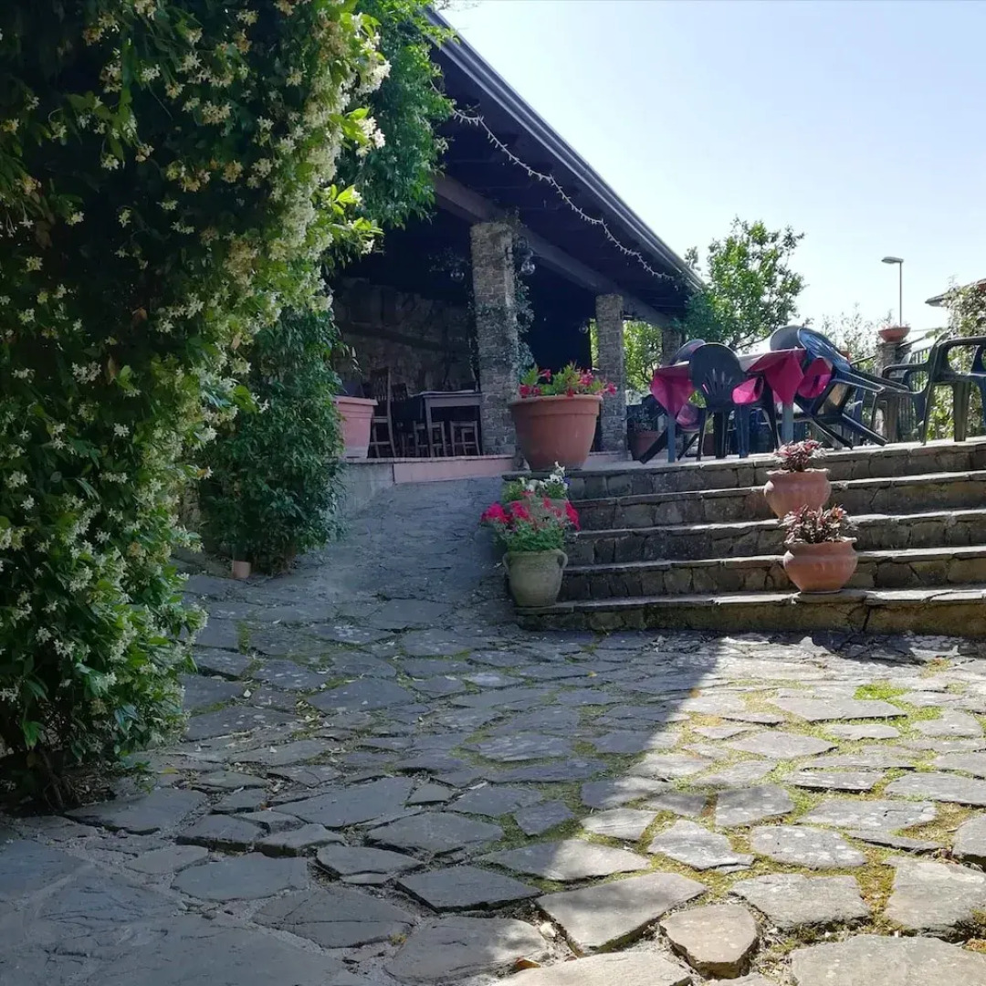 Studio in Ogliastro Cilento, With Wonderful sea View, Enclosed Garden and Wifi Near the Beach