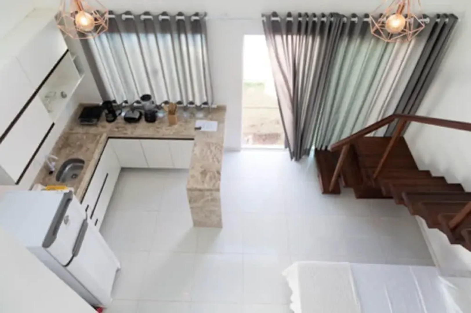 Chal com Mezanino 400m do mar e Jardim Privativo