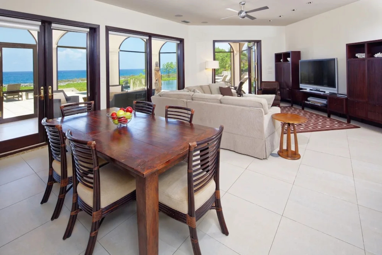 Morning Glory (Villa)