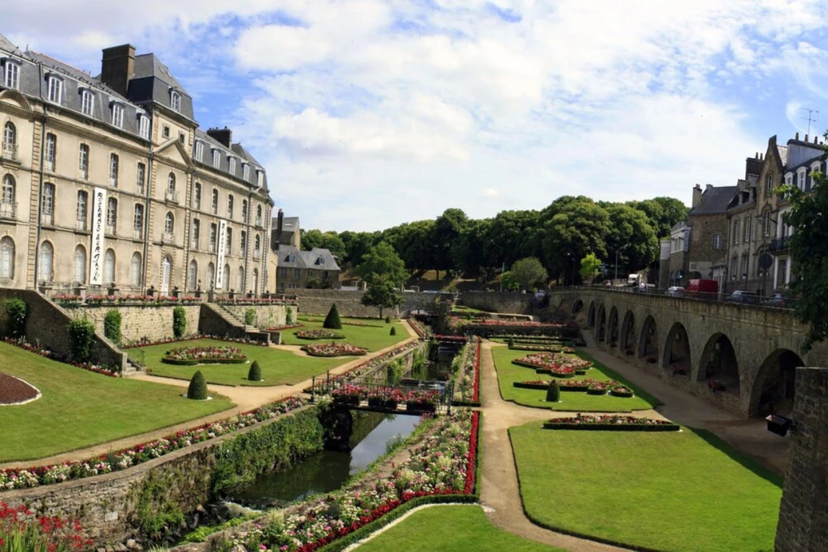 Apartment With one Bedroom in Vannes, With Furnished Balcony - 5 km Fr