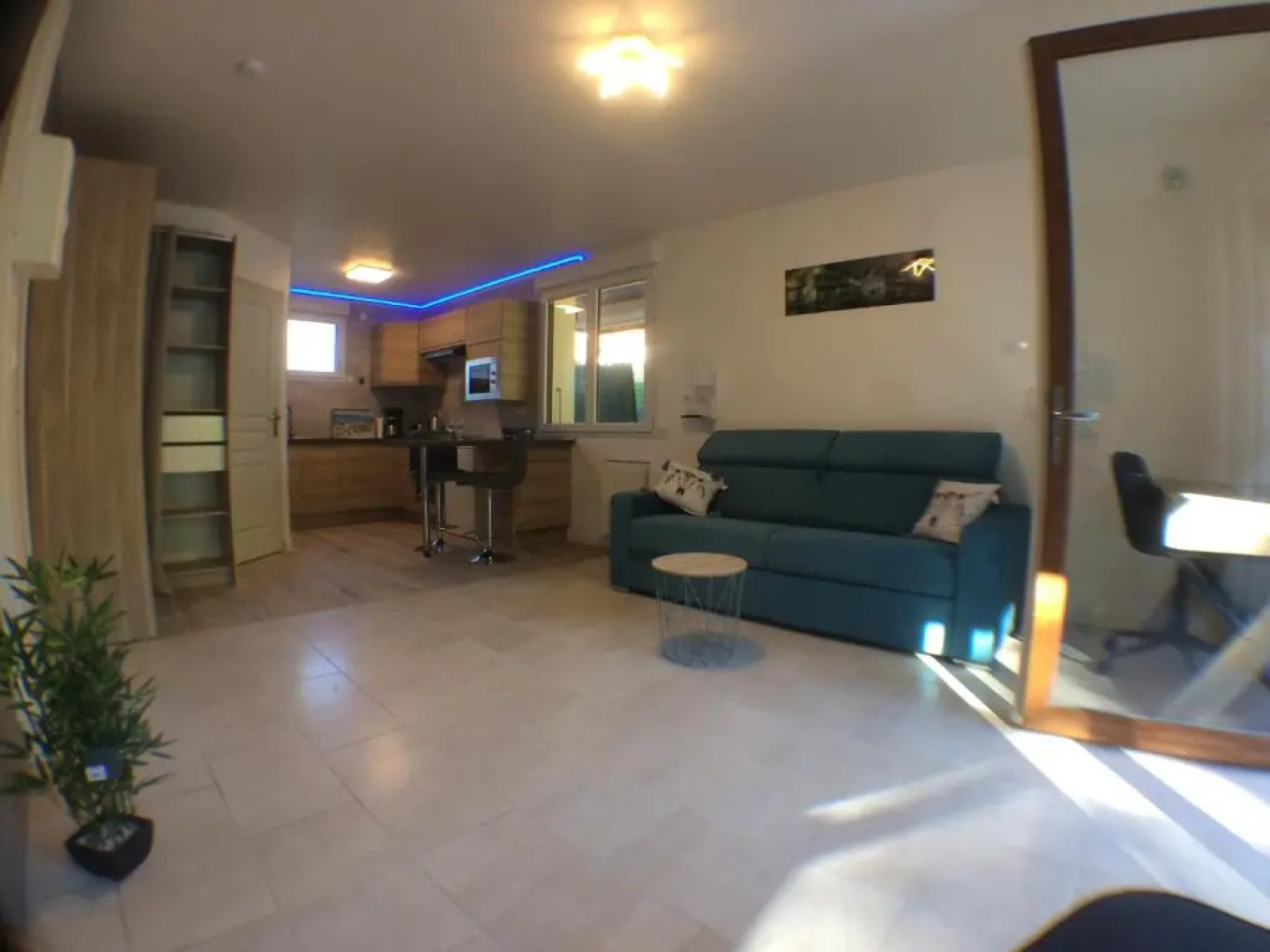 Rare, cosy studio terrasse au coeur de St-Jorioz