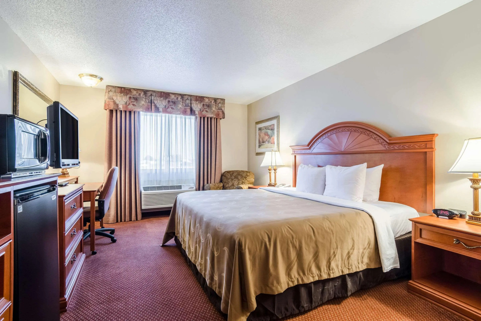 Holiday Inn Express ALLIANCE