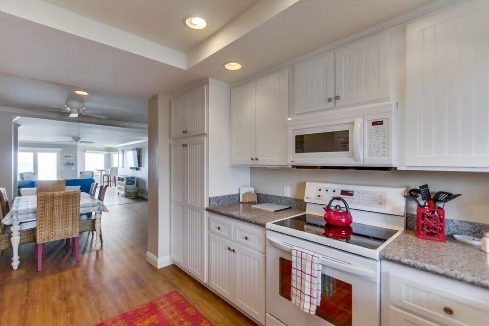 Work-Friendly Oceanfront Condo with Pool and Spa Access SURF25 by RedAwning