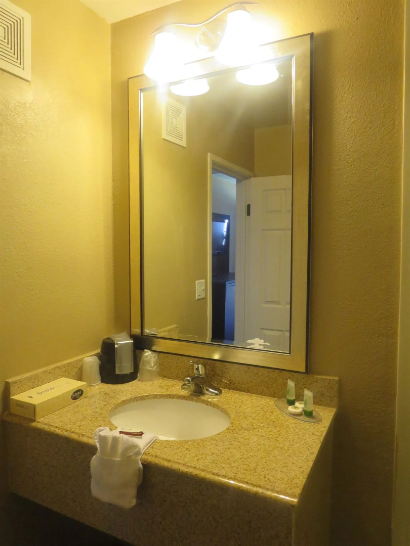 Howard Johnson by Wyndham Odessa TX