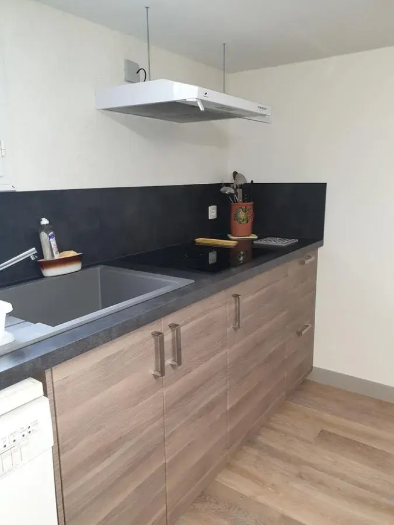 T1 Dans Maison Au Calme