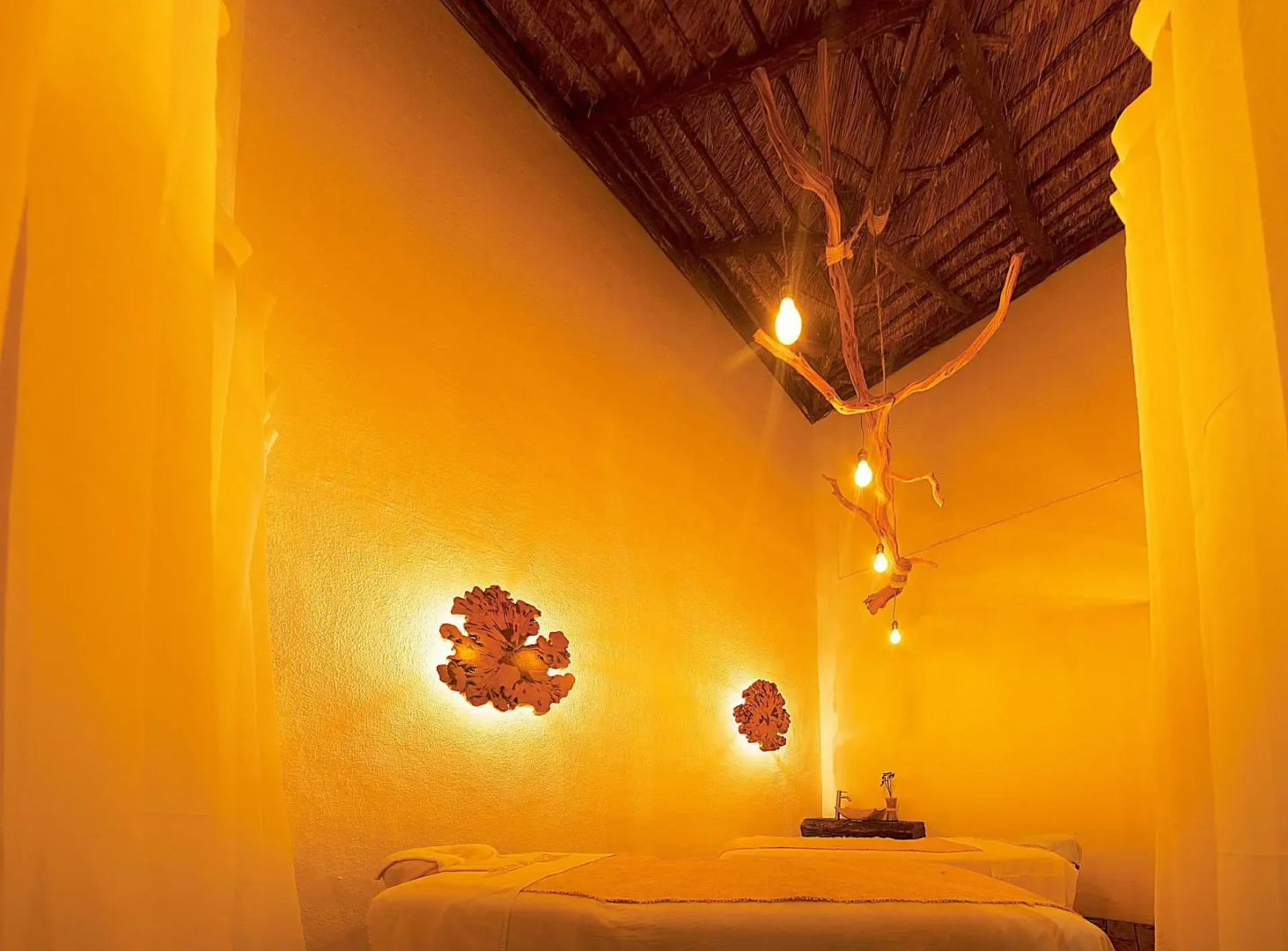 La Tortuga Hotel & Spa