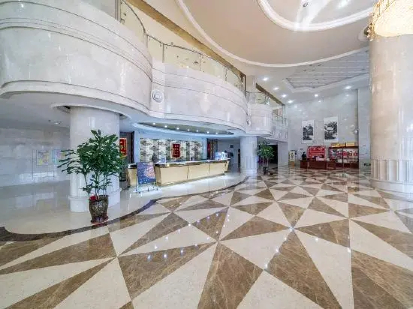 Jinshan International Hotel