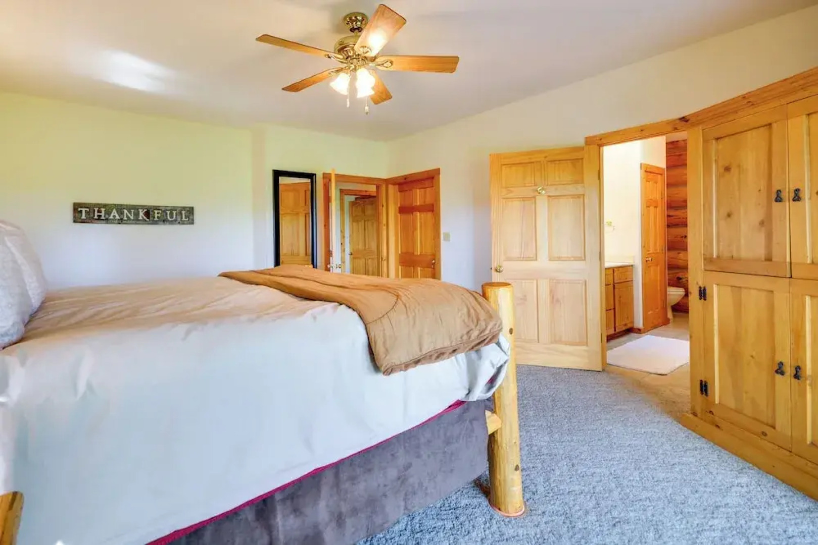 Roberts A-frame Log Cabin Near Red Lodge Mountain!