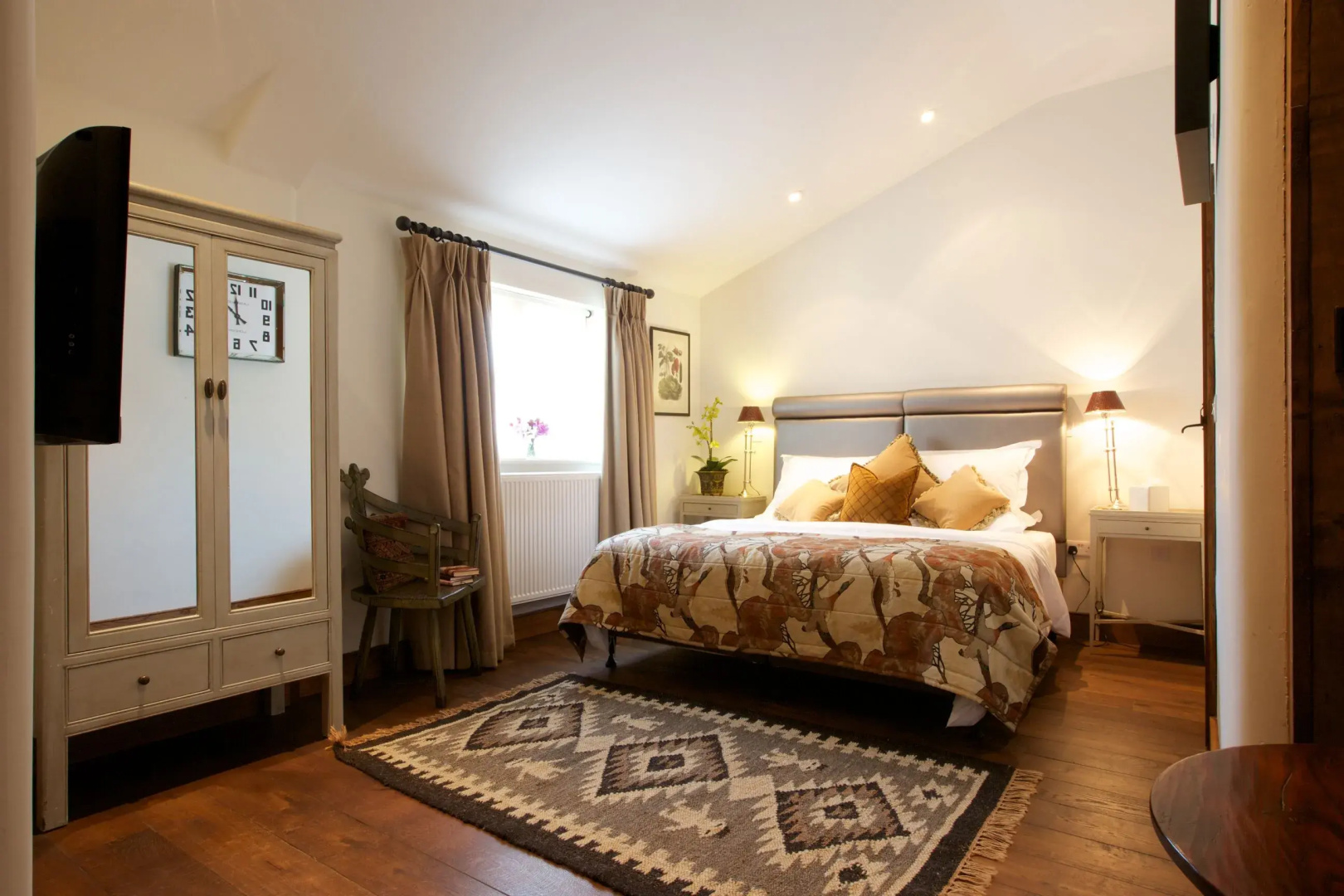 Eckington Manor