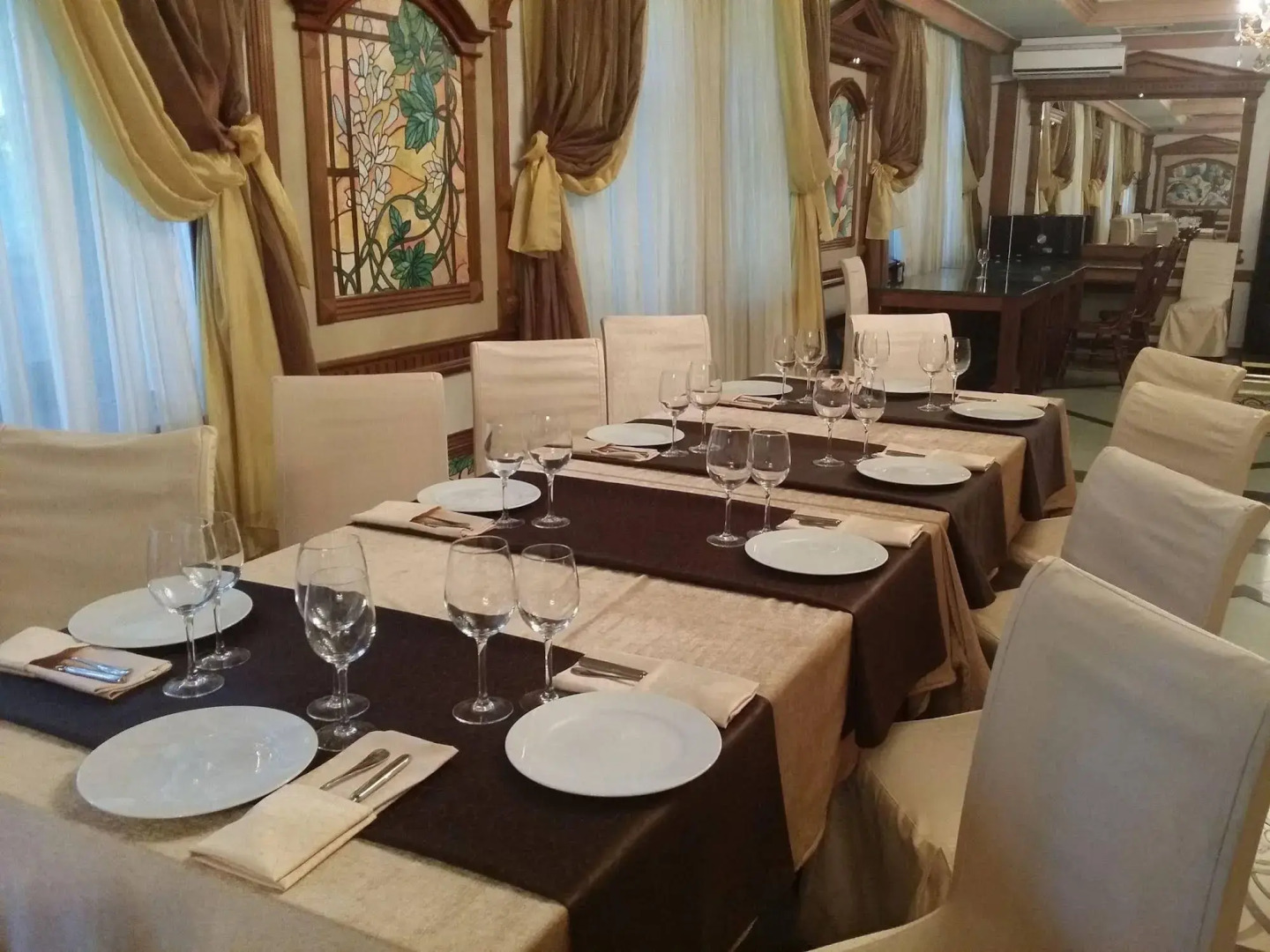 Парк-Отель Май