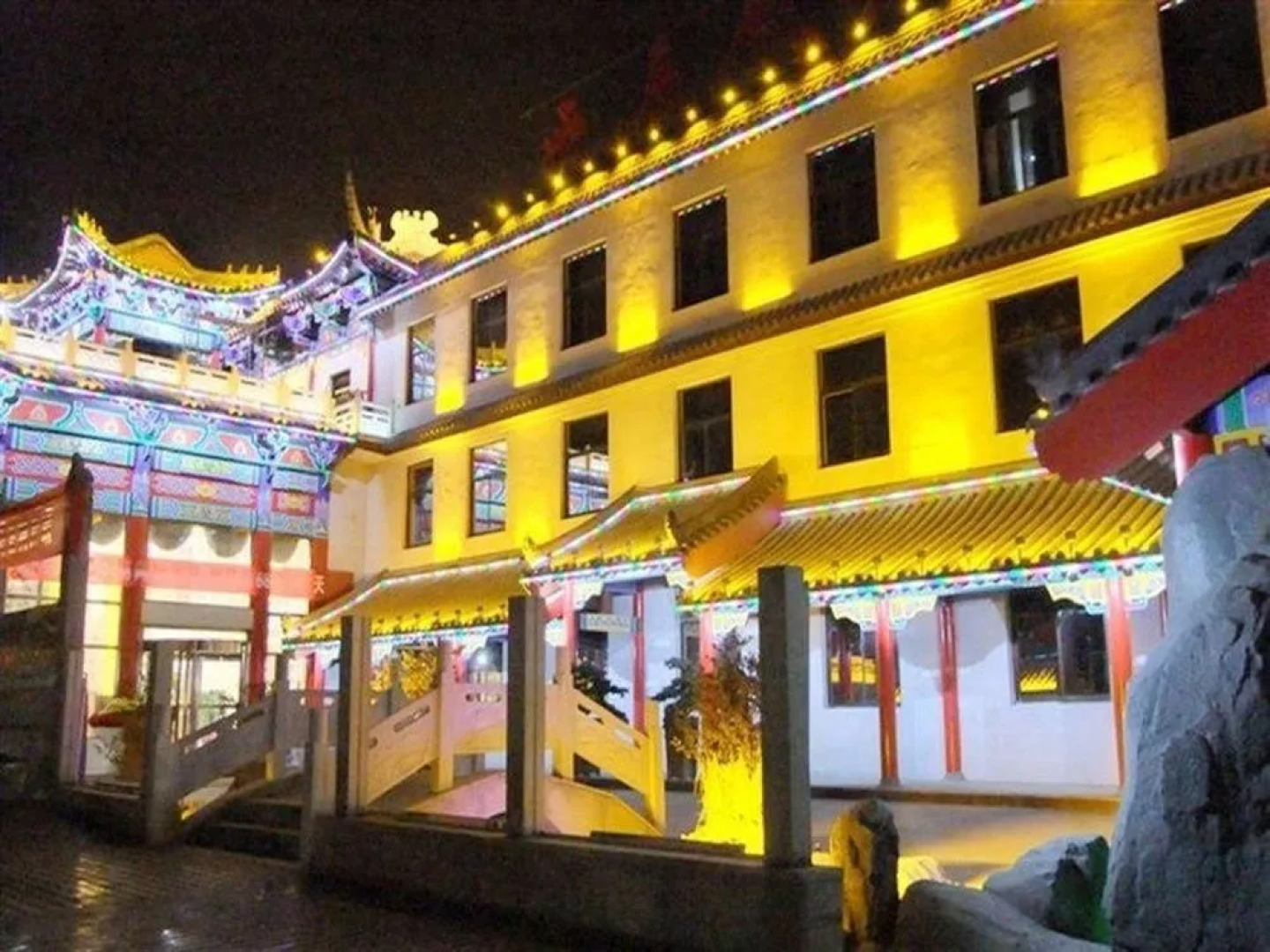 Xiyue International Hotel - Huashan