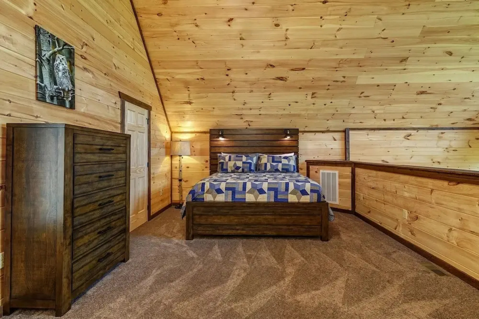 Take A Paws - 3 Bedrooms, 3 Baths, Sleeps 8 1 Cabin by RedAwning