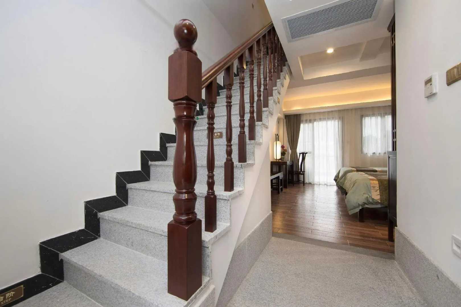 Xinxing Tianlushan Health Resort Hotel