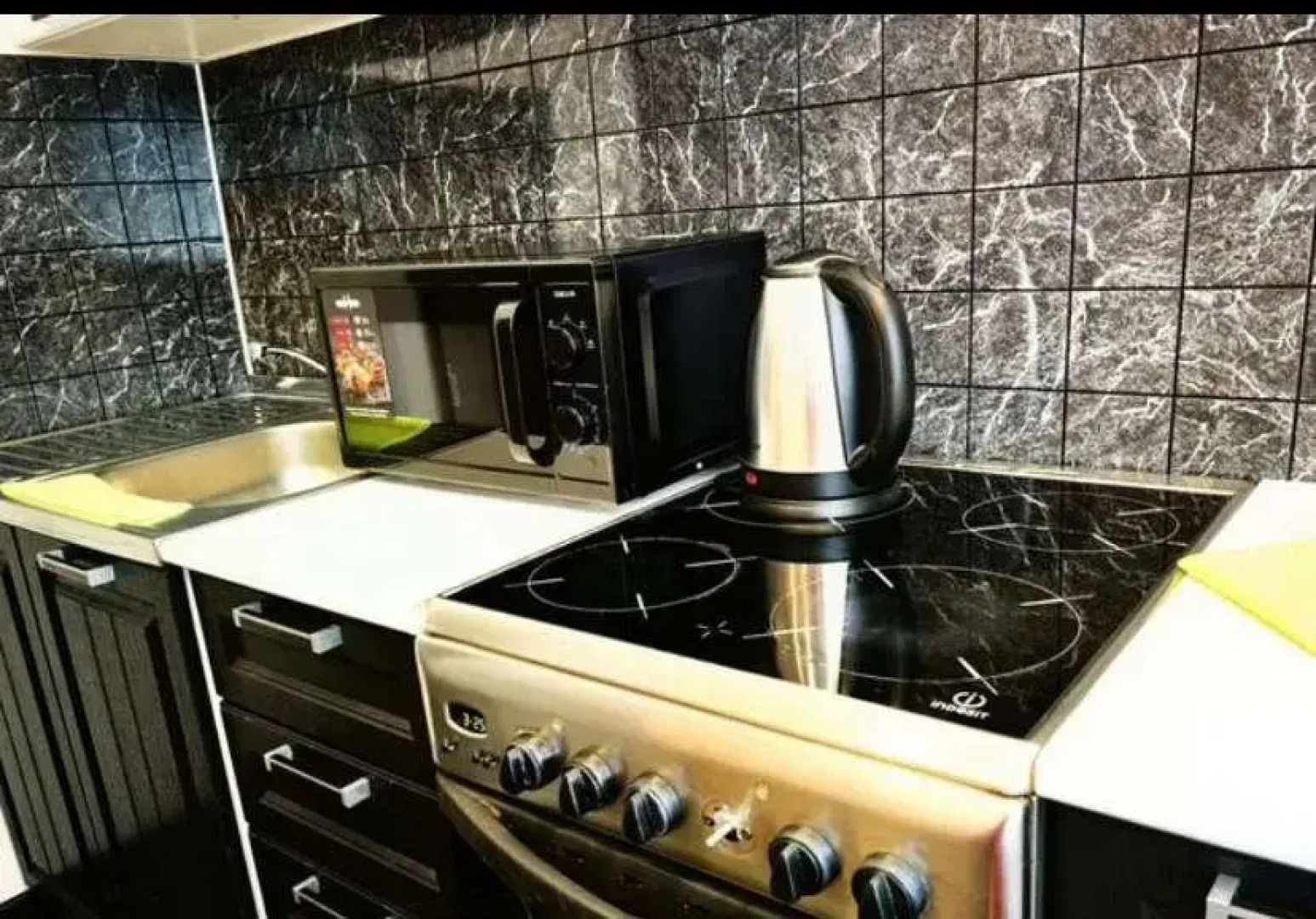 Апартаменты на проспекте Дружбы Народов 25/1