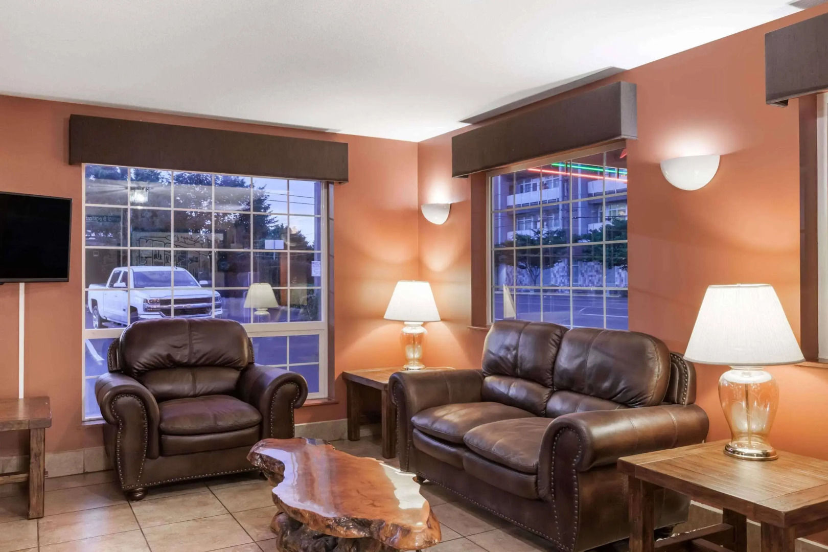 Super 8 By Wyndham Gresham Portland Area OR