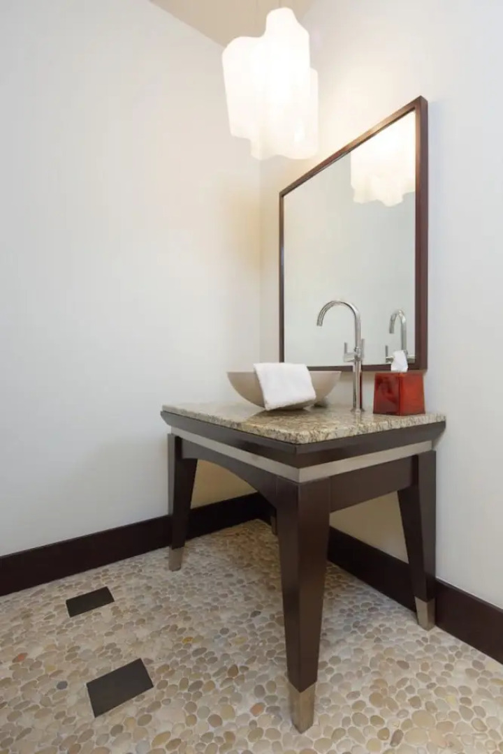 Morning Glory (Villa)