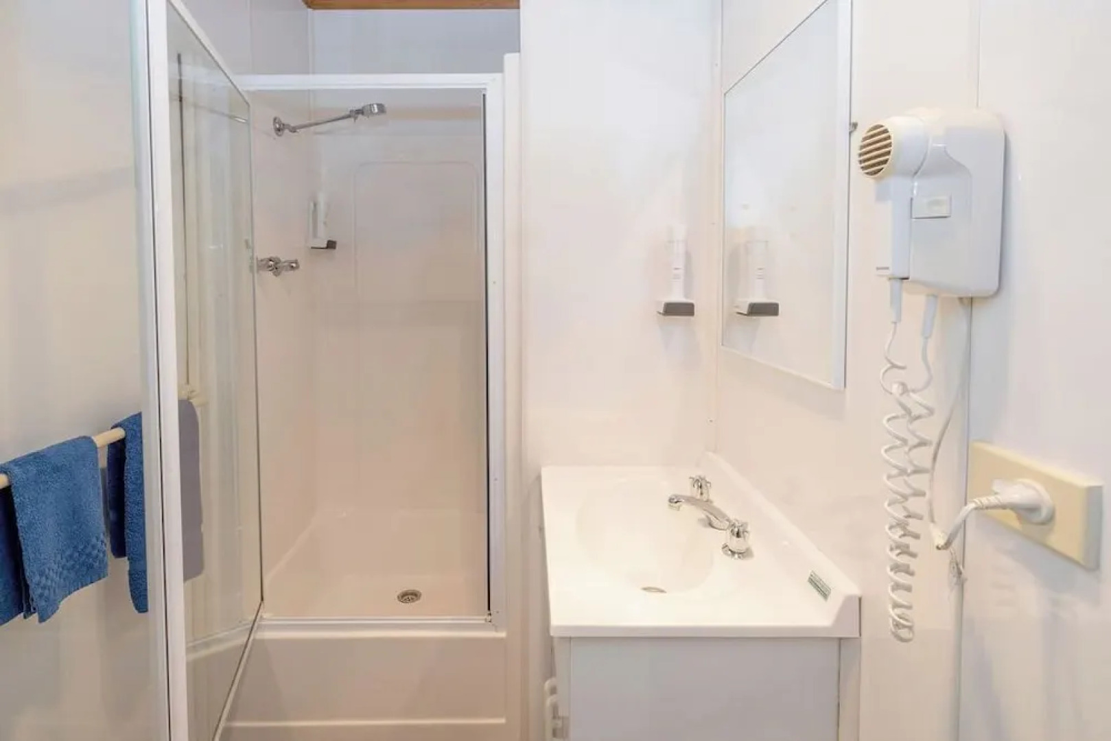 Anchor Down Cottages