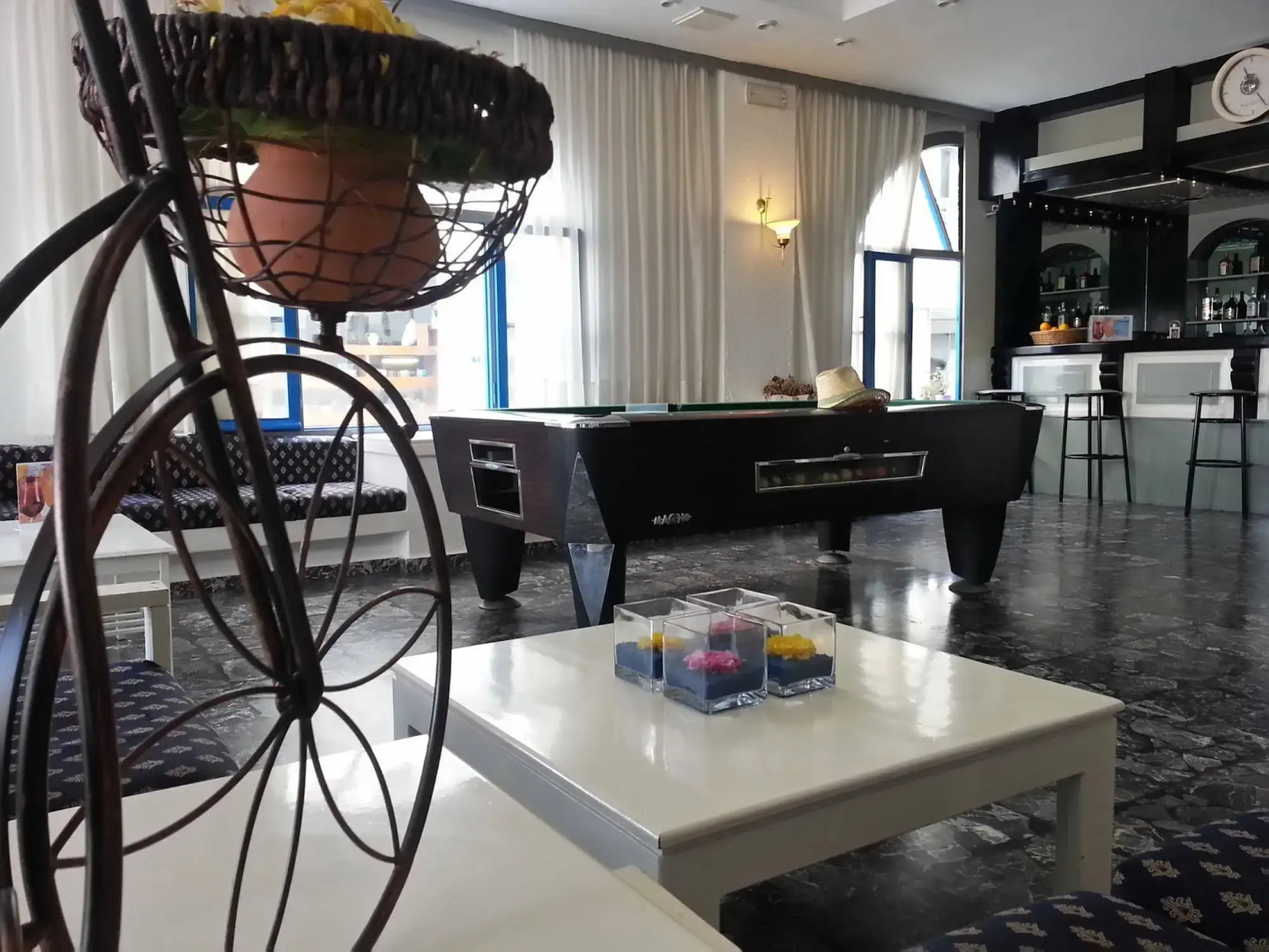 Iro Hotel