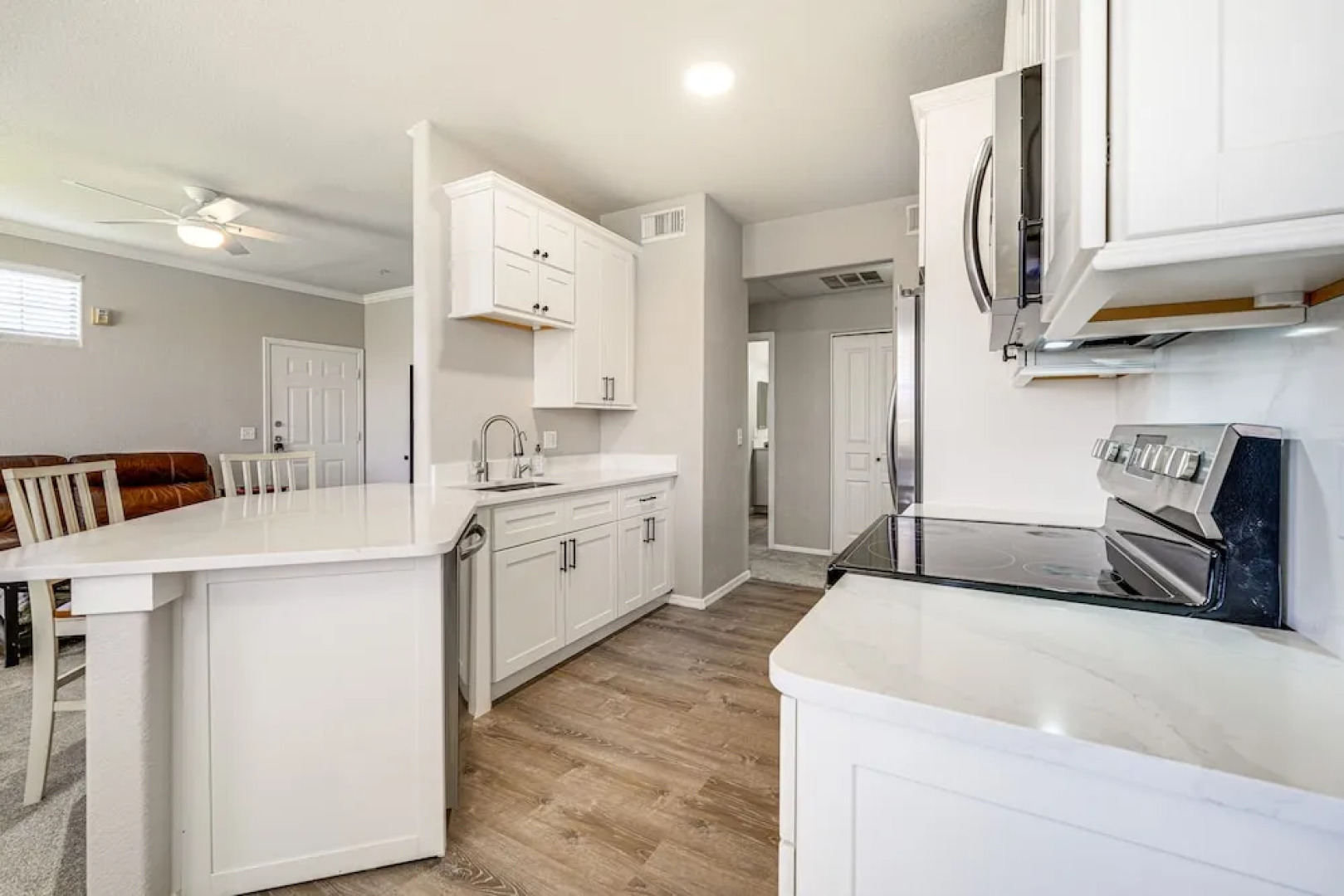 Near Spring Training: Mesa Condo w/ Pool Access!