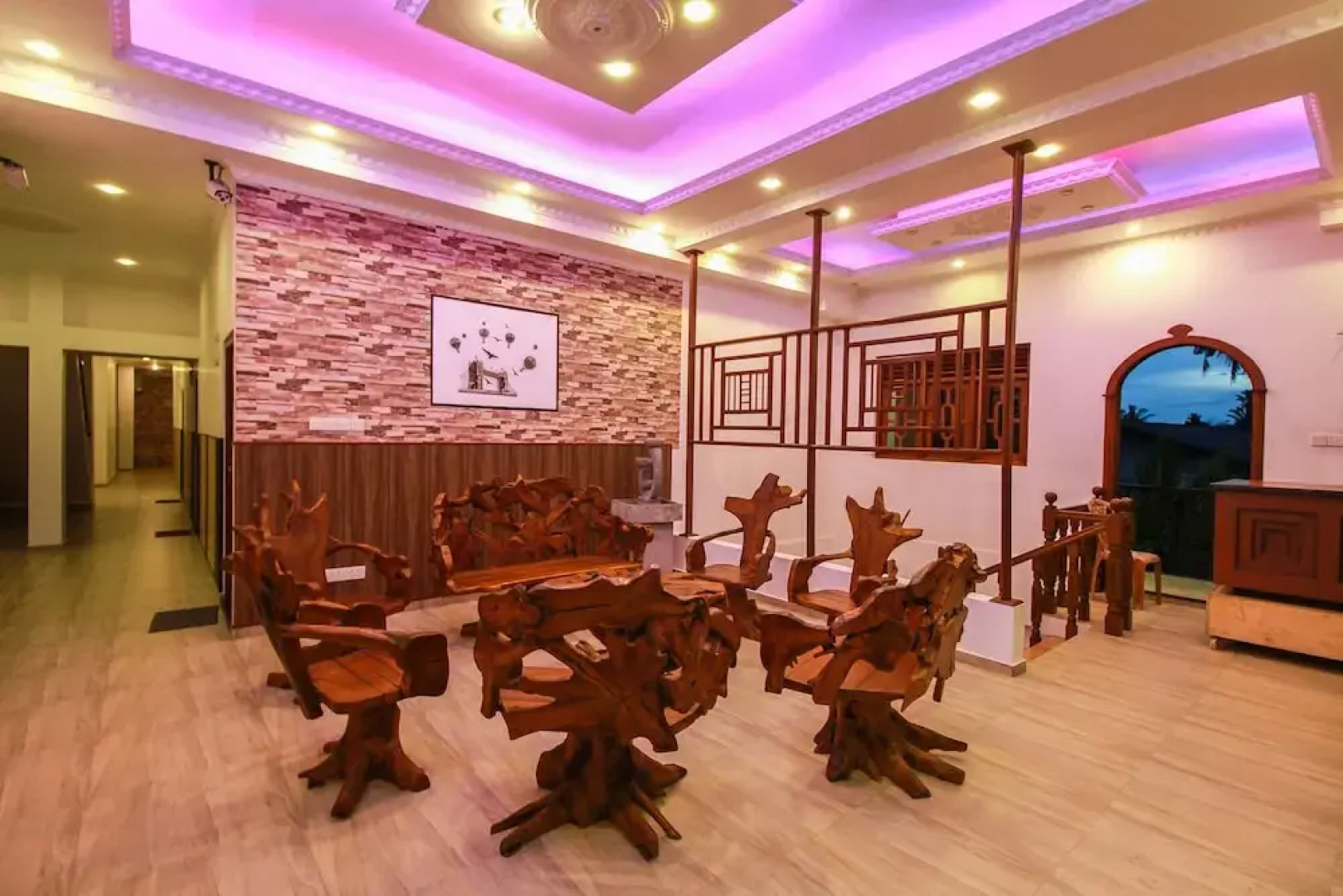 OYO 339 Chandiv Hotel