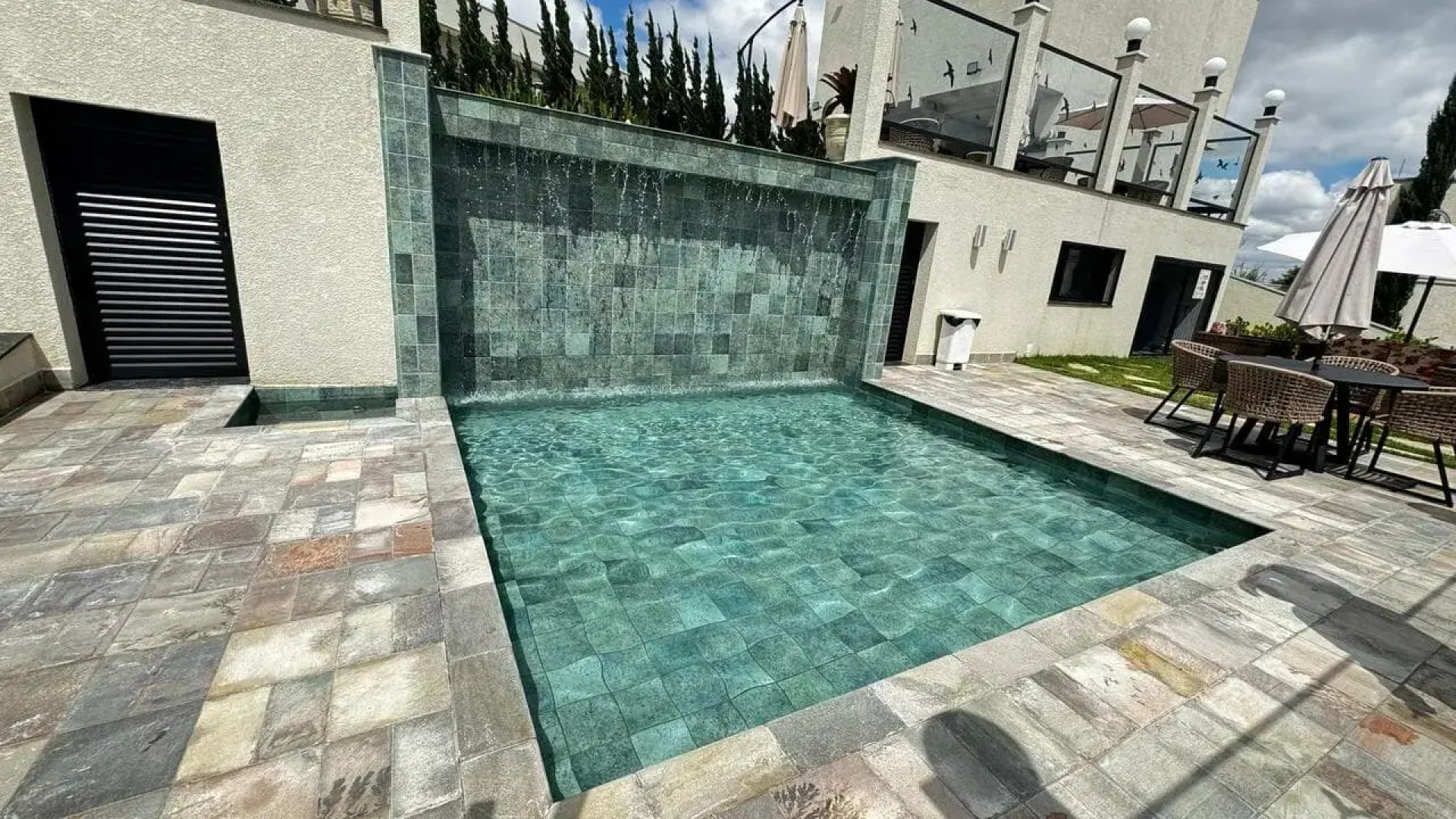 Bristol Villaggio Rosa Arujá