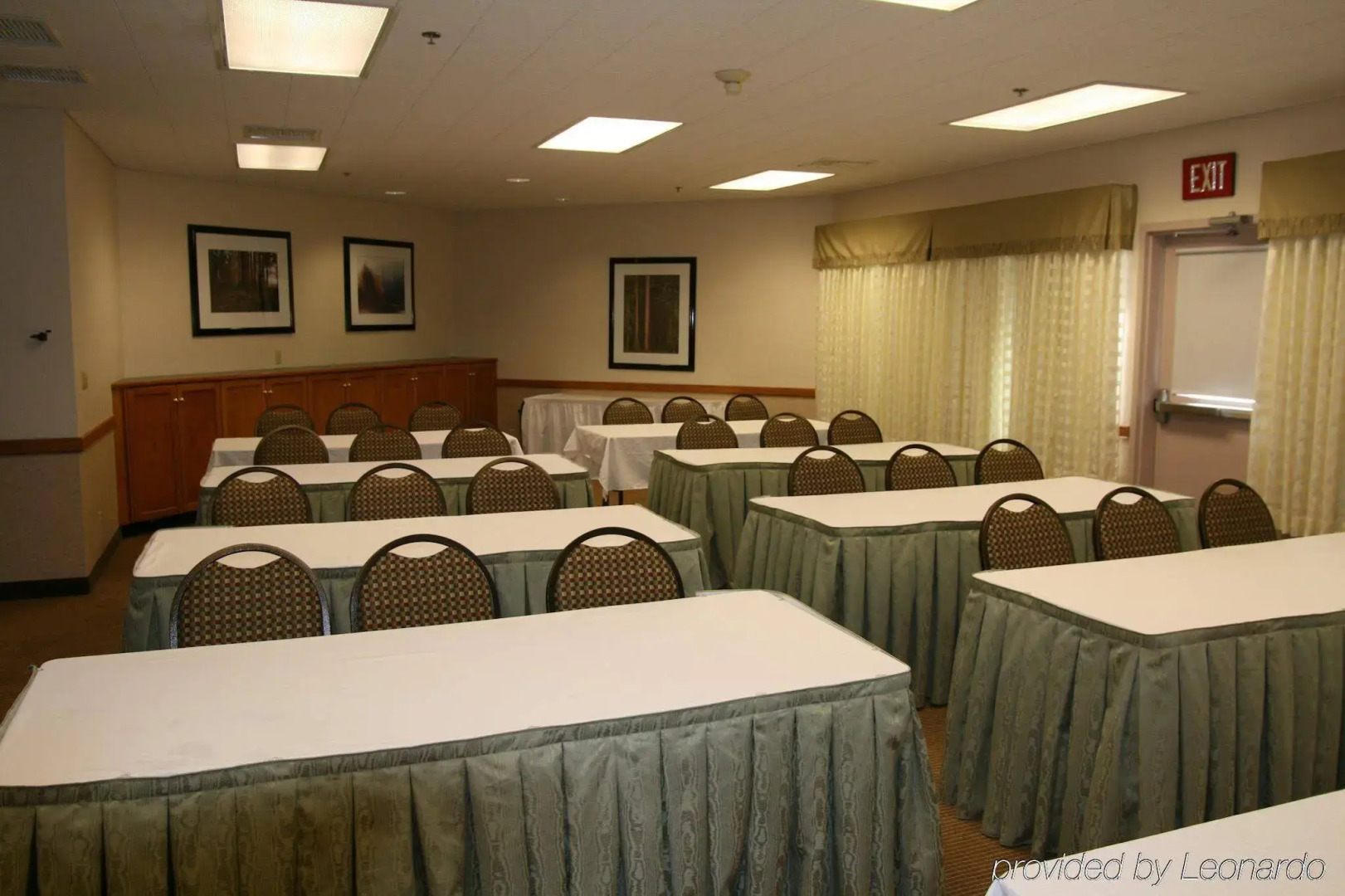 Holiday Inn Express Arcata / Eureka - Airport Area by IHG