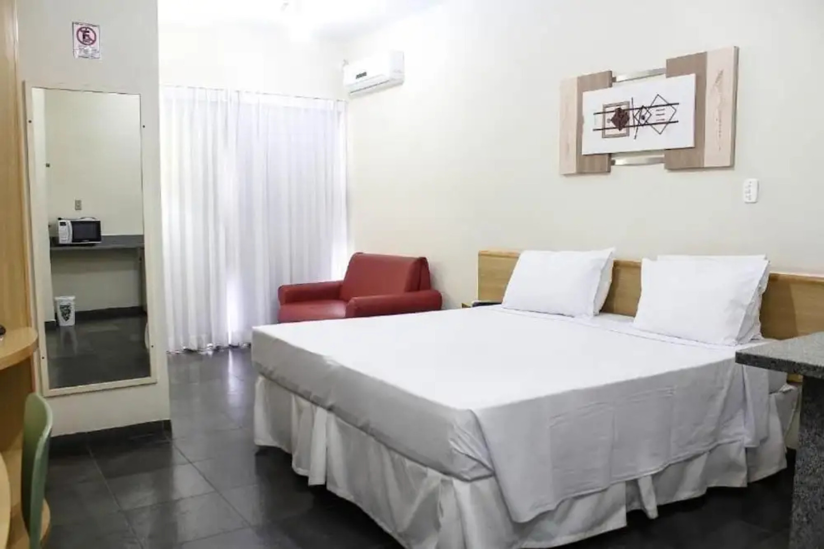 Bravo Suites Hotel