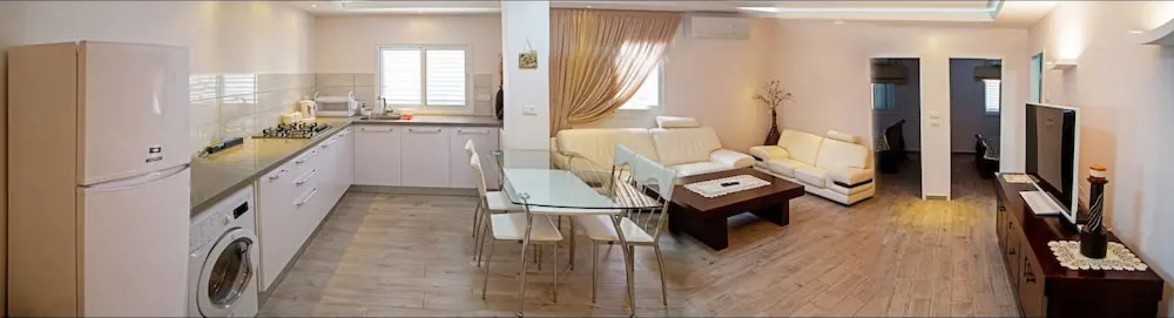 The Seasons Beach Apartment 2