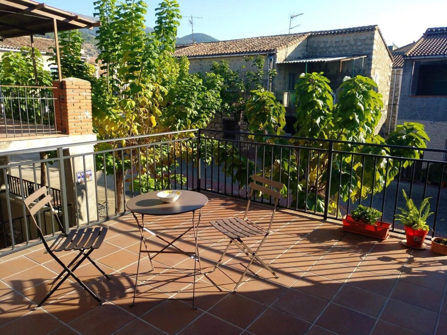Apartment With 2 Bedrooms in Sotillo de la Adrada, With Wonderful Mountain View and Terrace