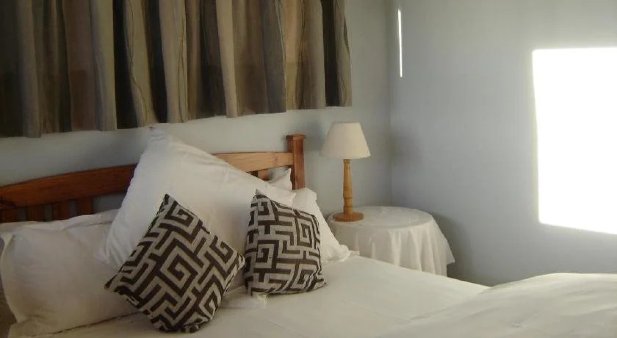 Cedar Lodge Guest House