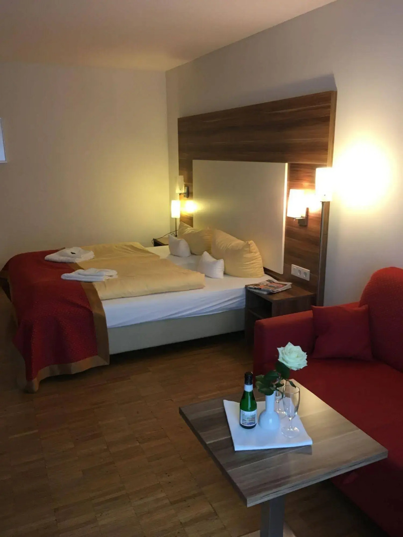 Schroeders Stadtwaldhotel