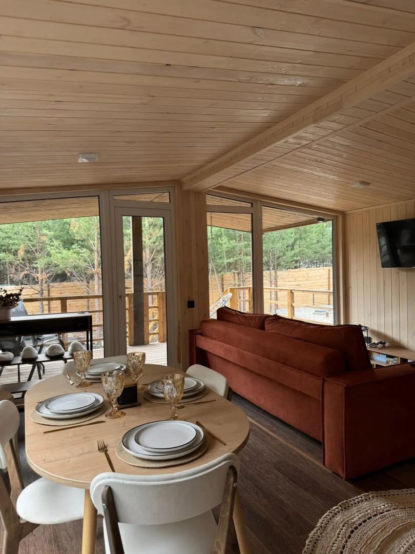 Это БАZA (БАЗА)