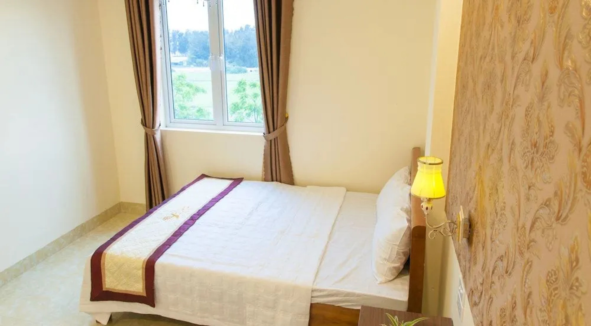 Hai Duong Hotel Co To