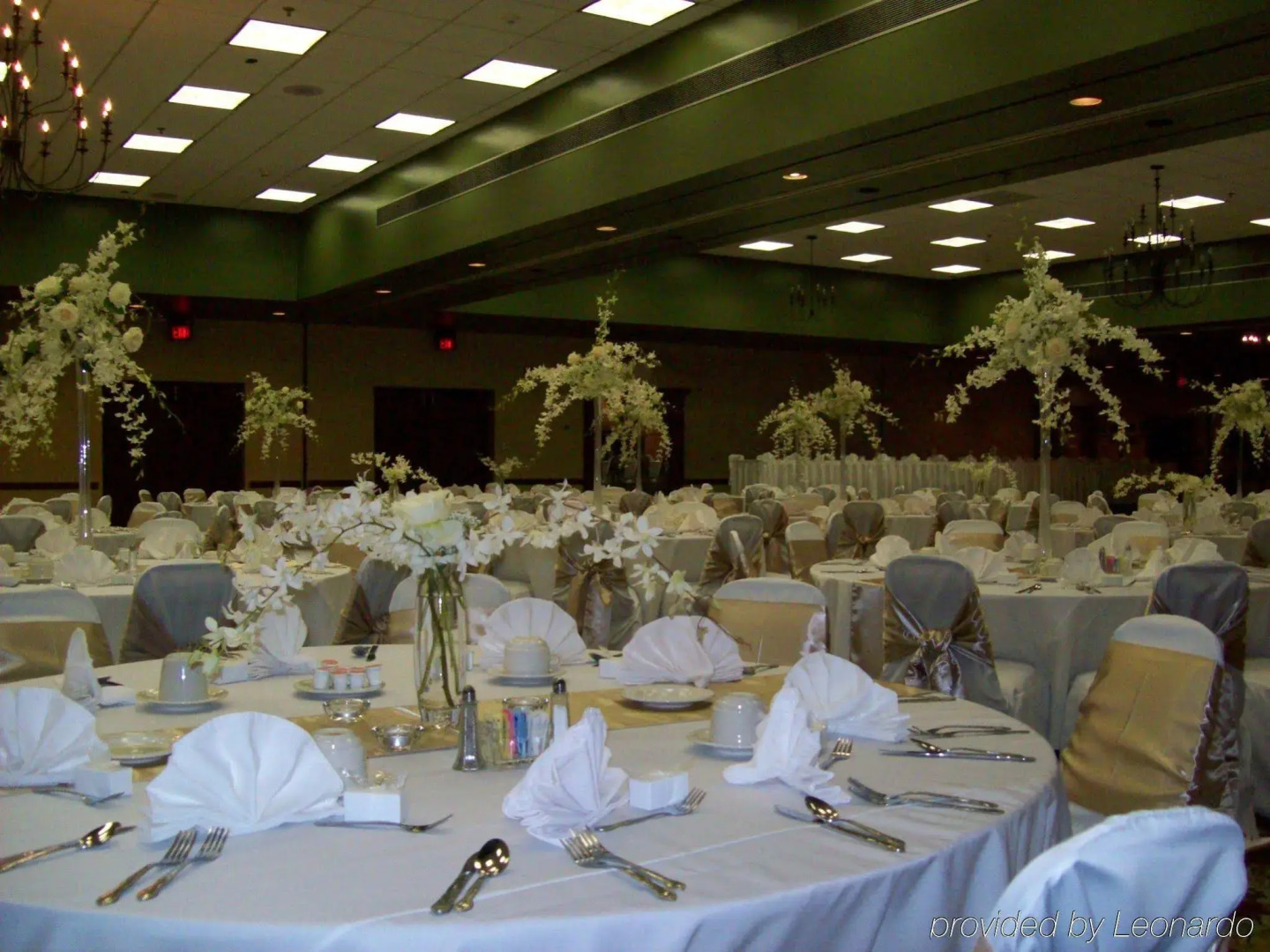 DoubleTree by Hilton Hotel Lawrence