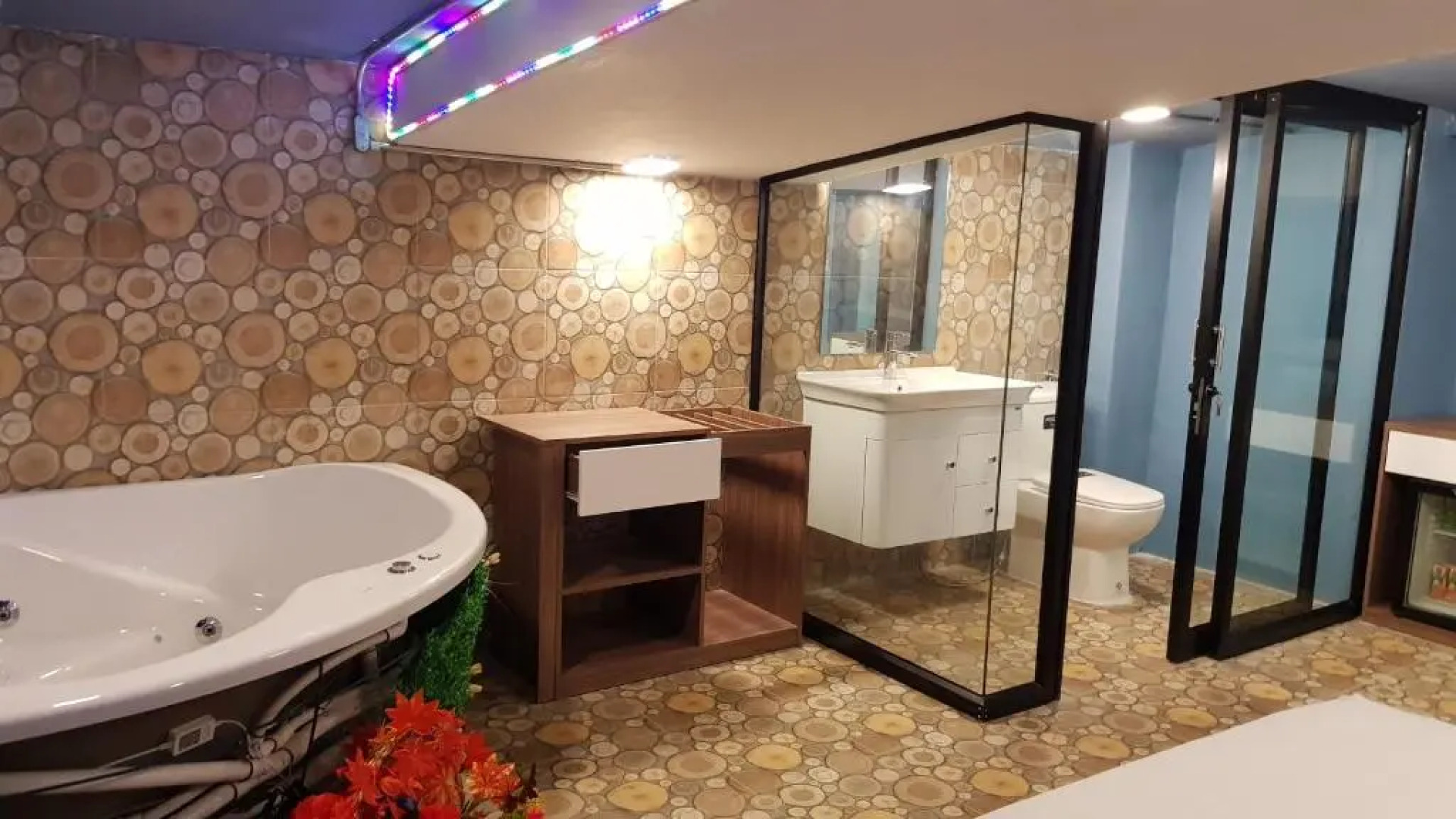 BlueTel Re'sidence Bangkok IMPACT