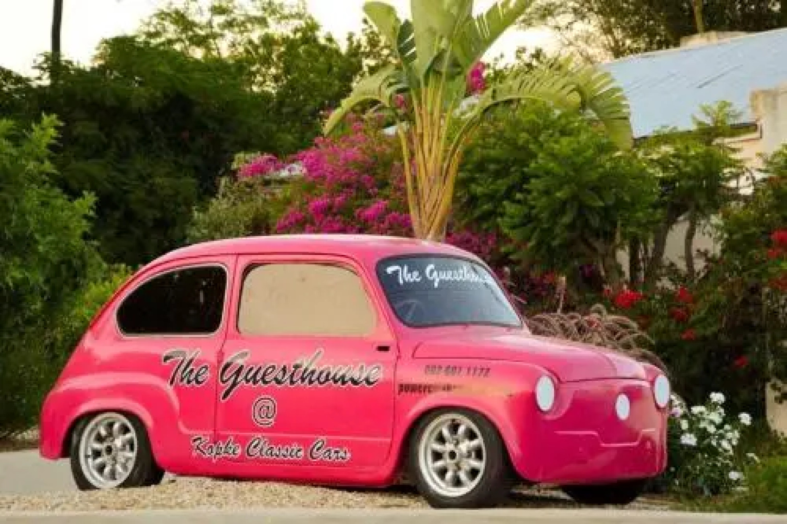 The guesthouse Kopke Classic Cars