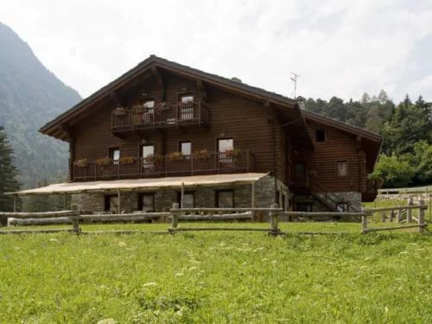 Agriturismo Les Hiboux