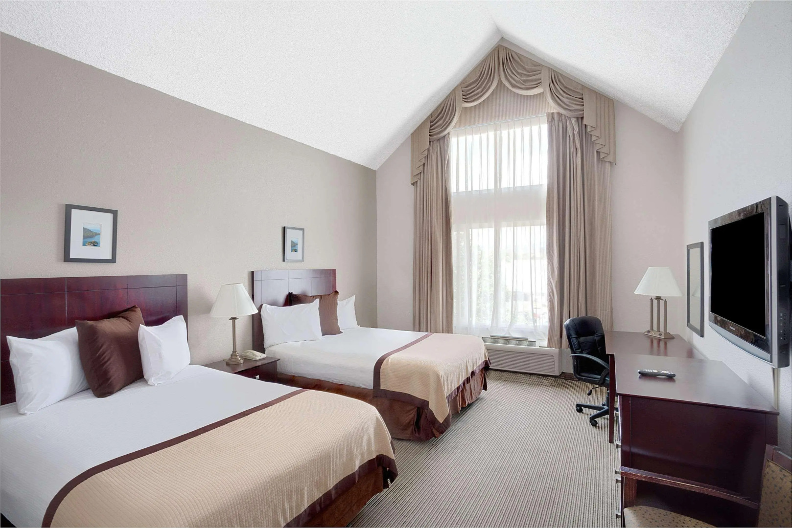 Baymont Inn & Suites