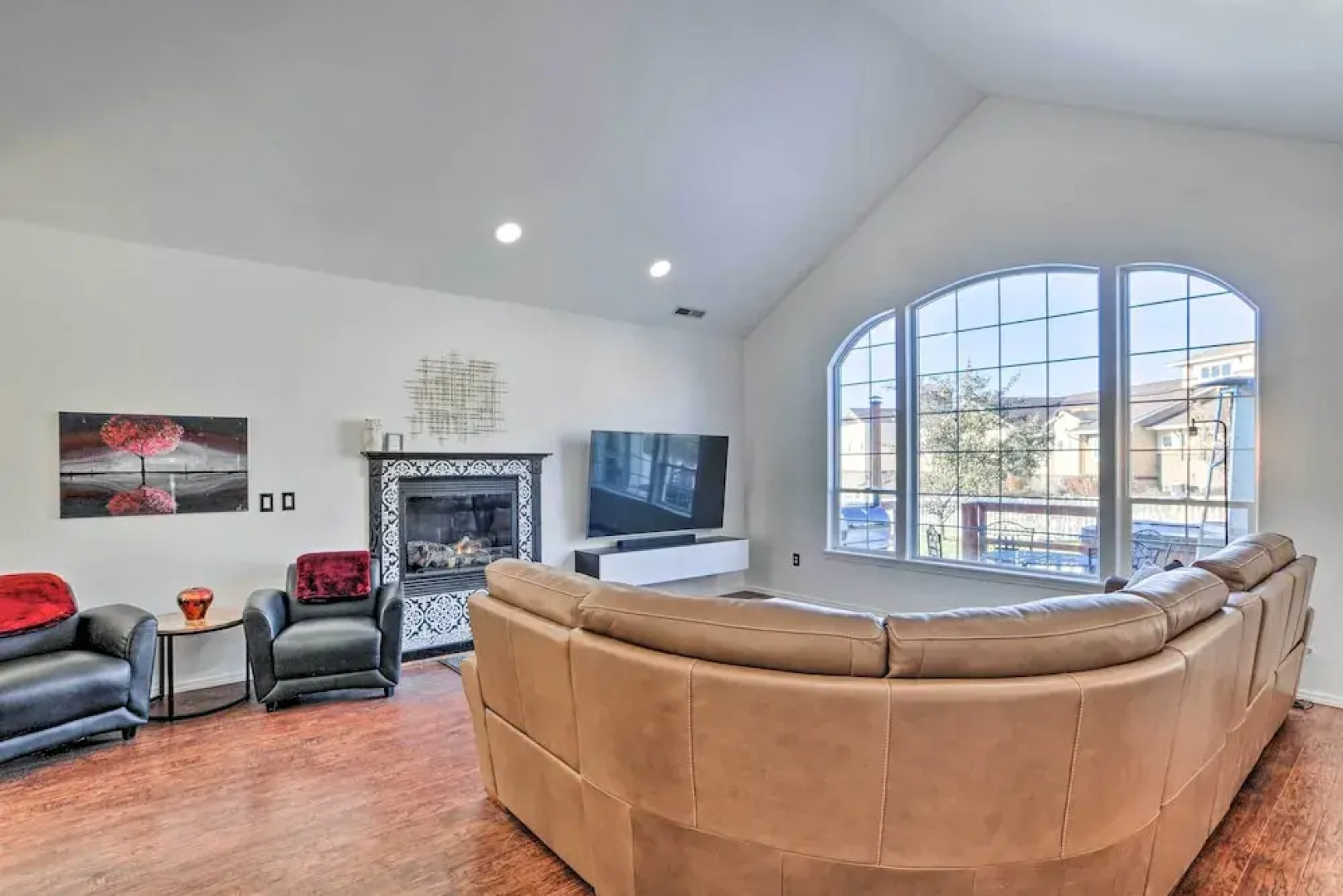 Alluring Home w/ Fire Pit < 1/2 Mi to Oit!