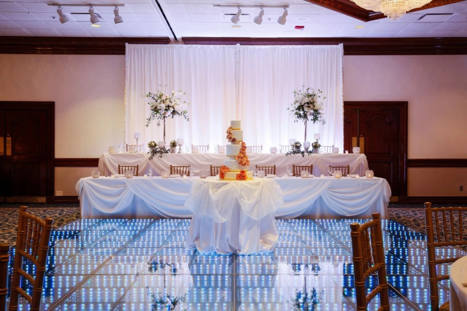 The Drake Oak Brook, Autograph Hotels