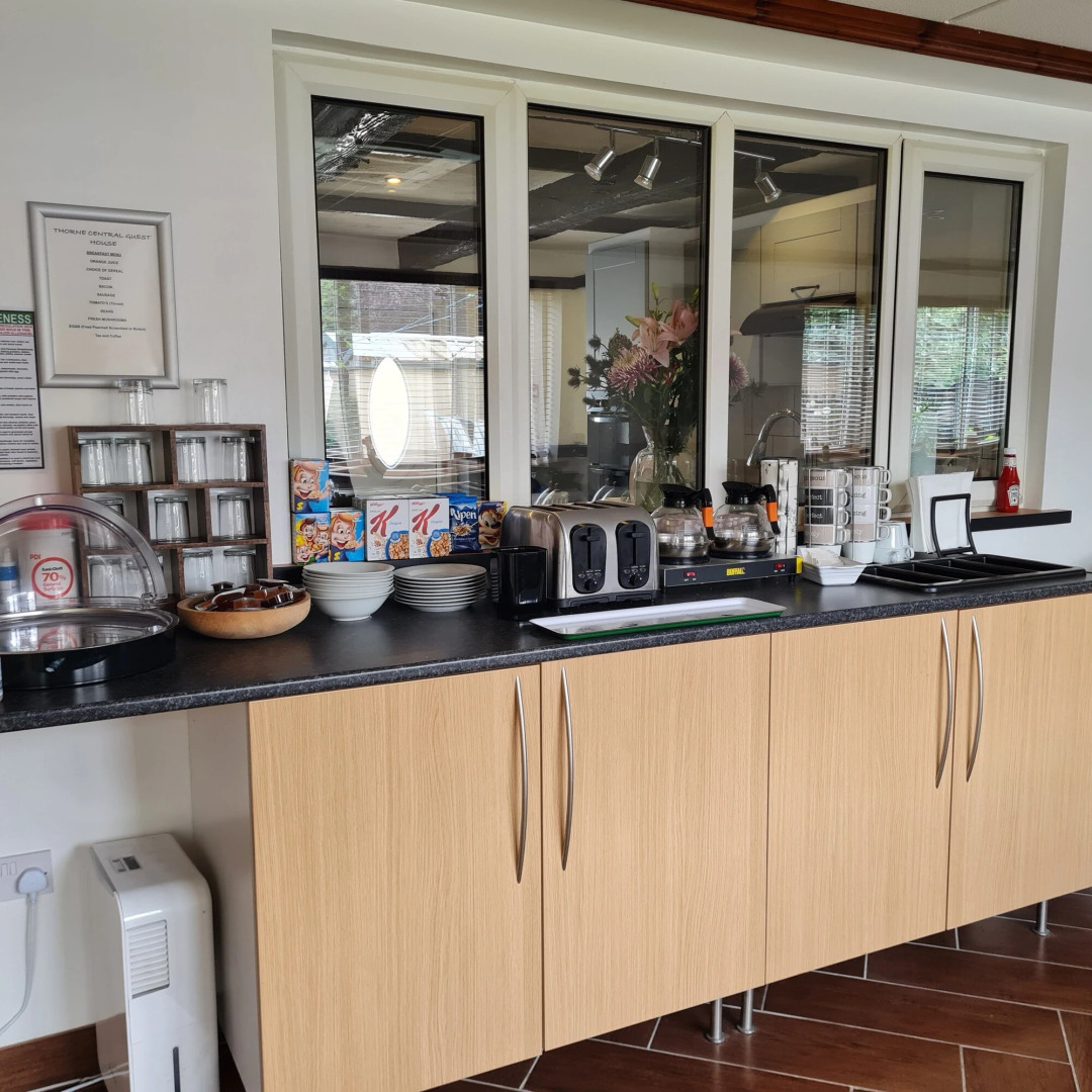 Thorne Central Guest House