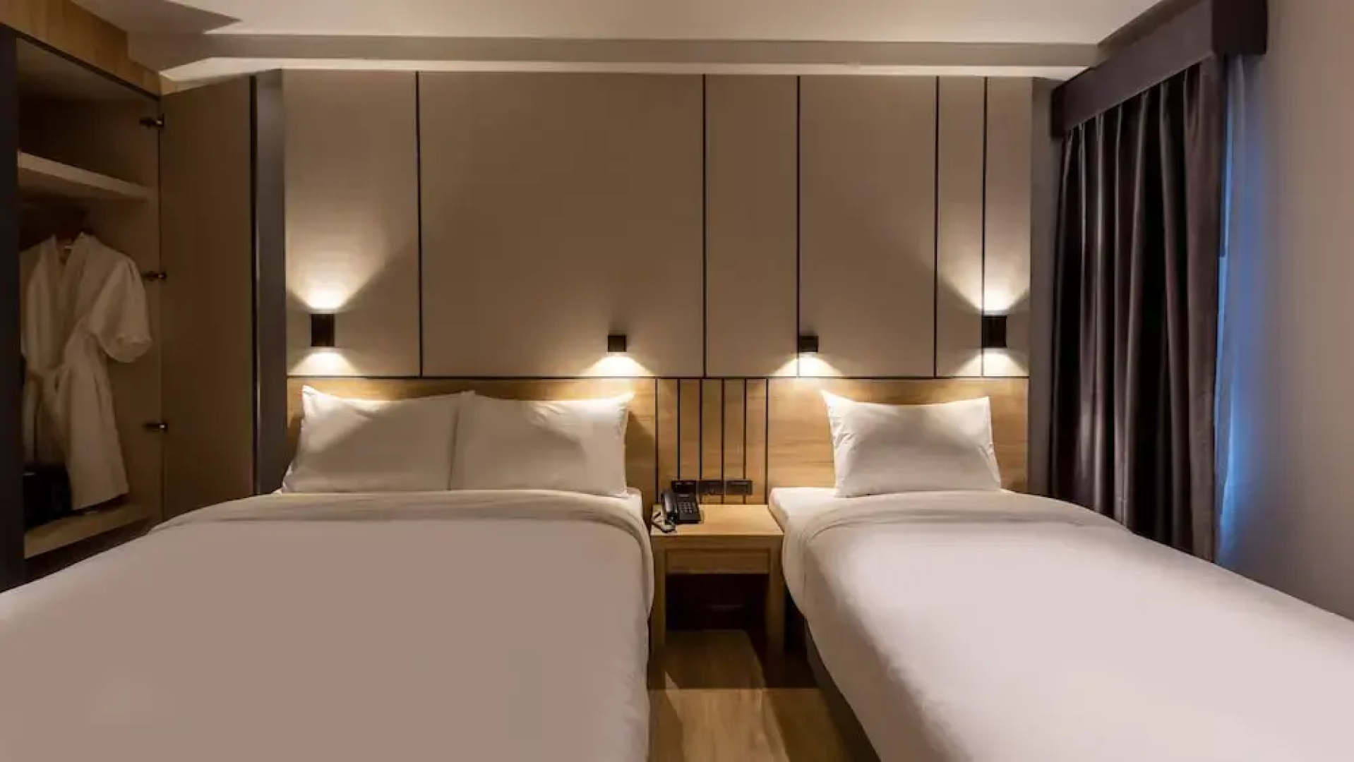 B2 Chachoengsao Premier Hotel