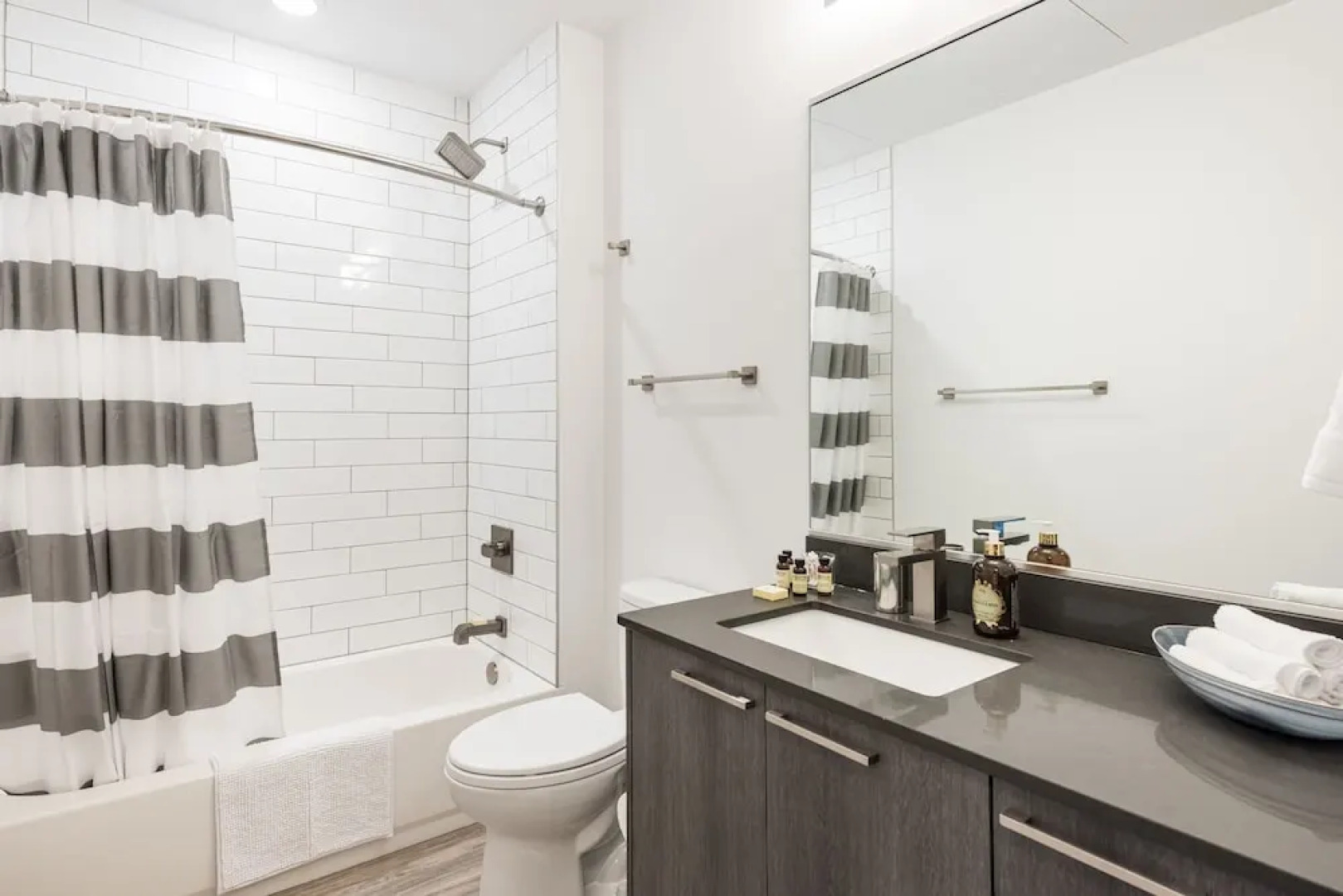 PDC Luxury Apt Tysons Corner