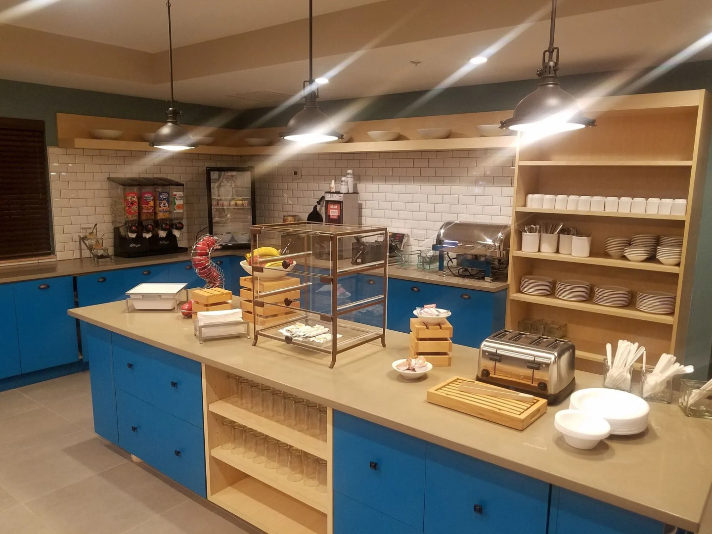 Country Inn & Suites by Radisson, Hoffman Estates, IL