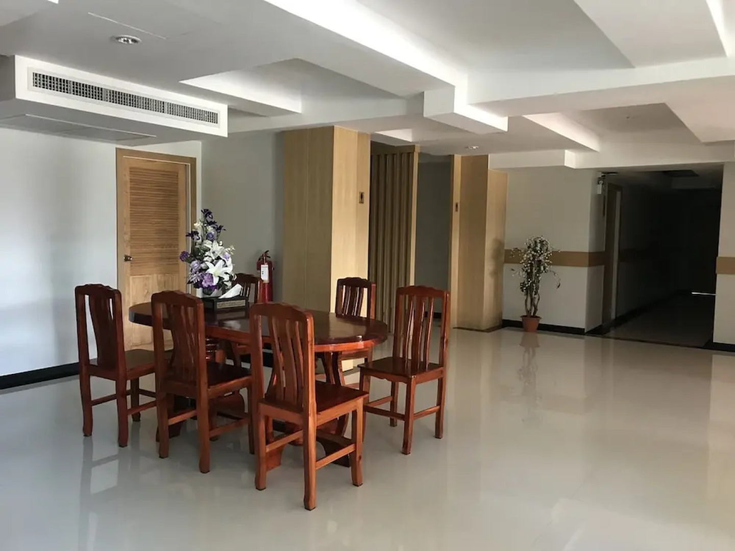 The Royal Ville Residence