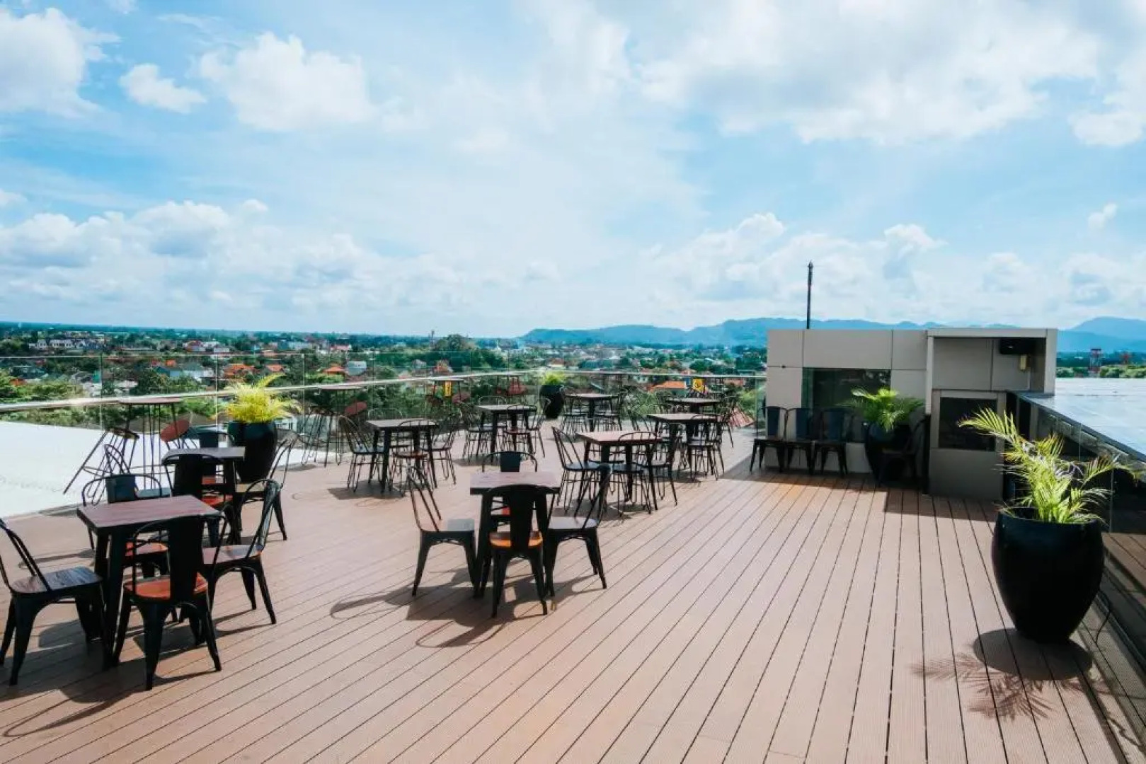 Platinum Adisucipto Hotel & Conference