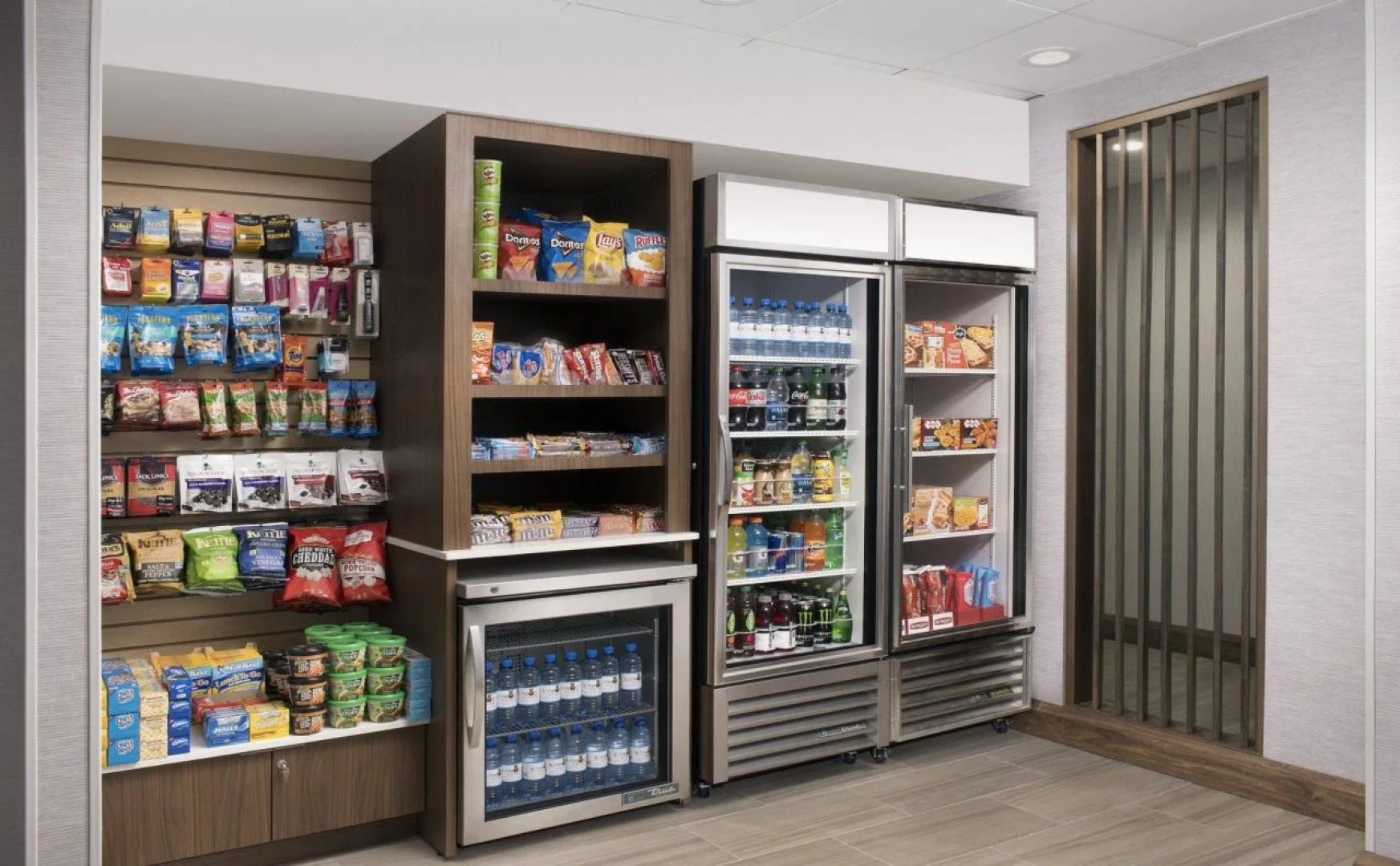 Holiday Inn Express & Suites Baltimore - BWI Airport North by IHG