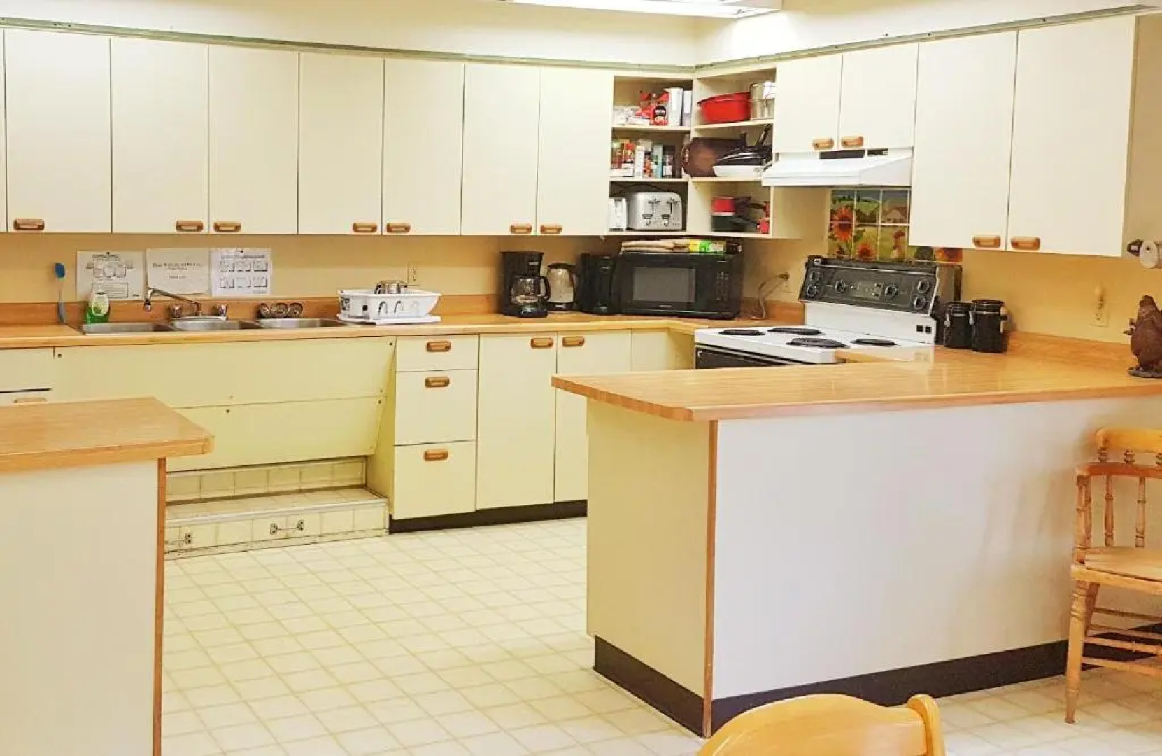 The Backcountry Inn & Hostel