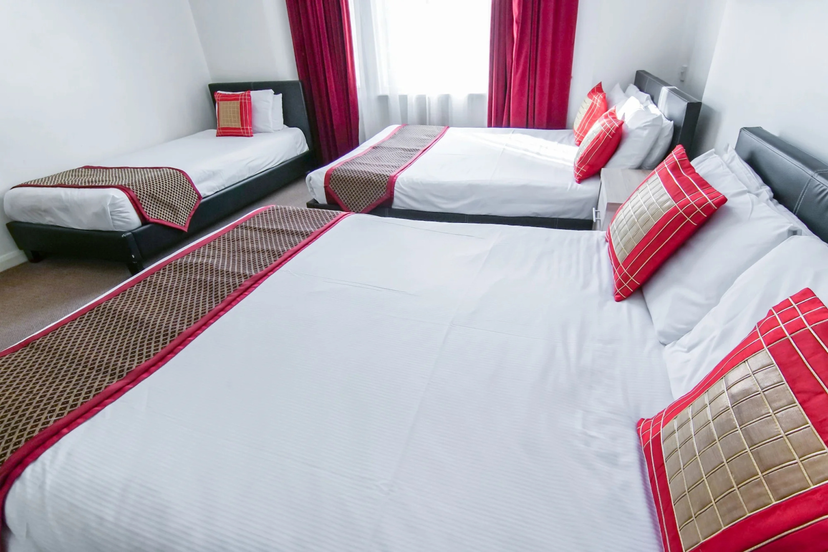 Abbey Court, Hyde Park Hotels