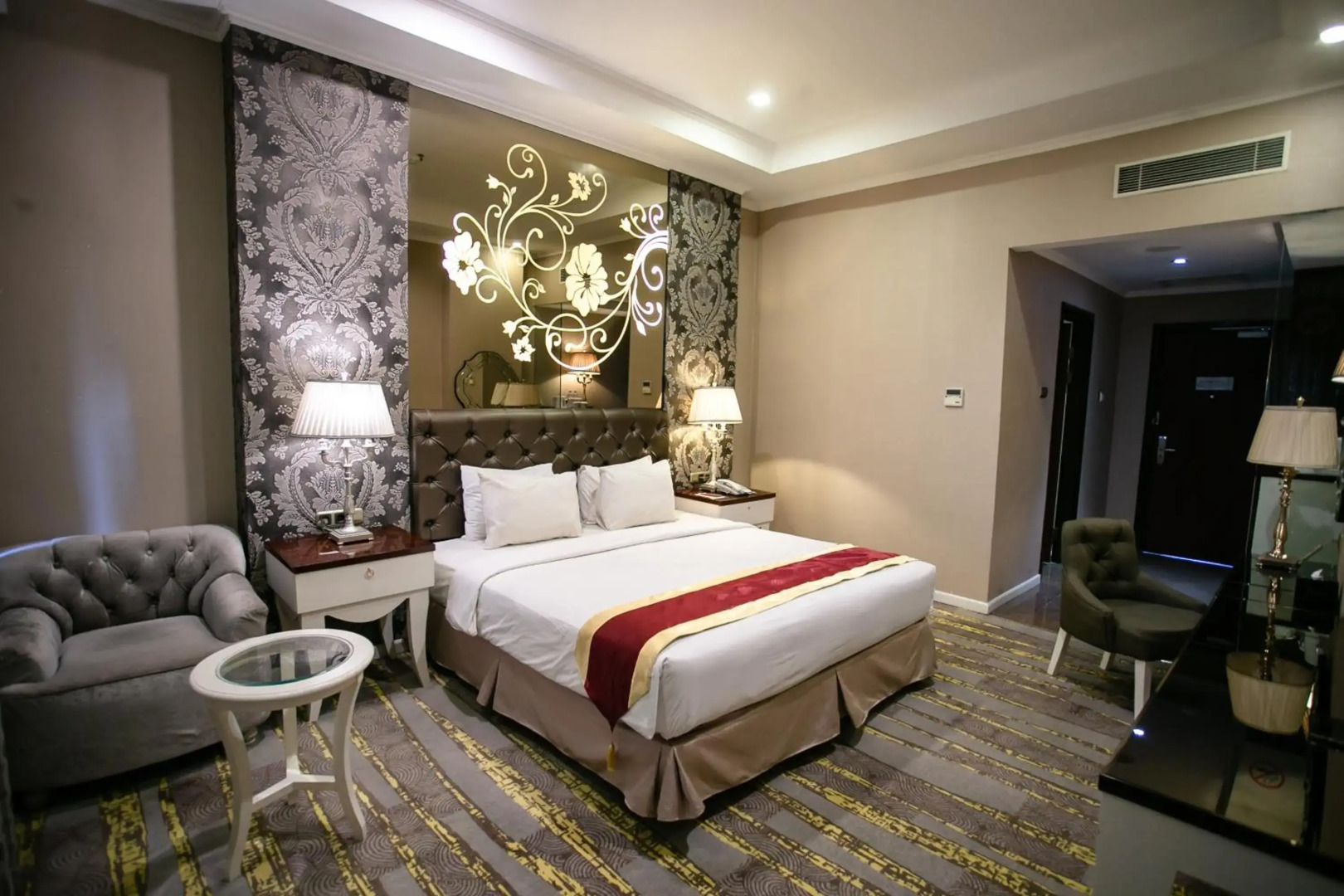 Sutan Raja Hotel And Convention Centre